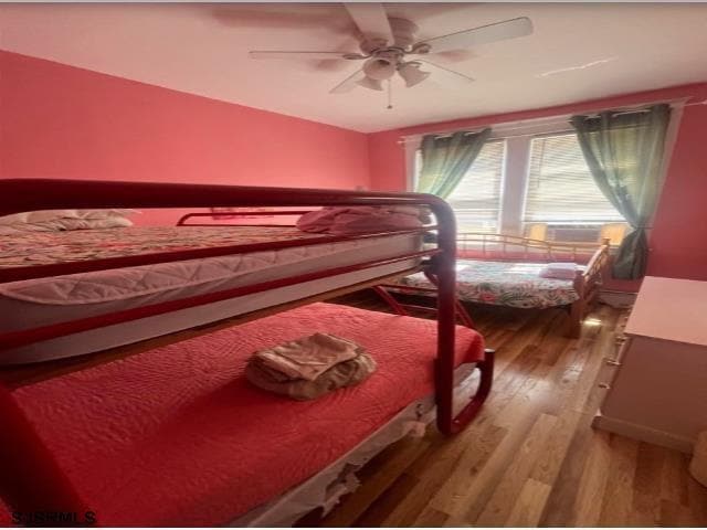 Photo - 122 Dewey Pl