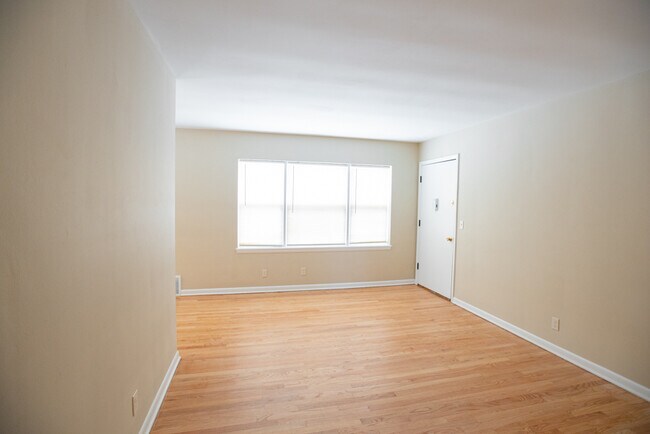 Photo - 1323 E Colorado St Unit 1323 #4