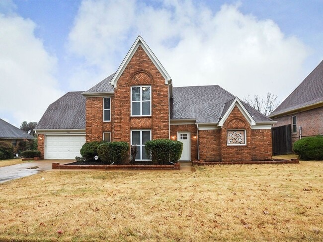 Building Photo - 4 bed, 2.5 bath home with great curb appeal near 385.