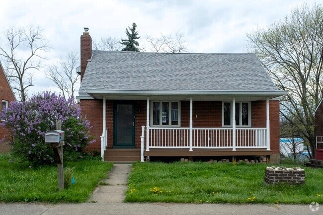 Building Photo - 713 Overhill Dr Rental
