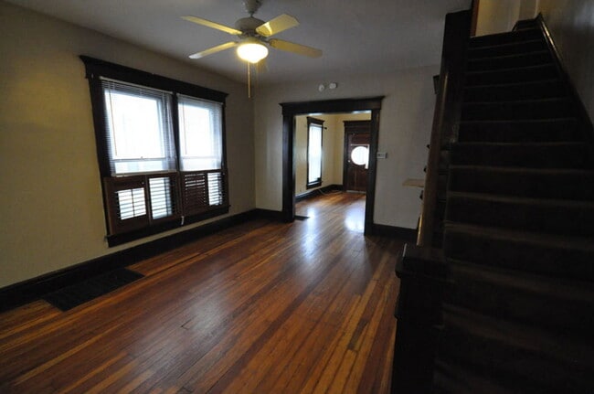 Photo - 25 E Blake Ave