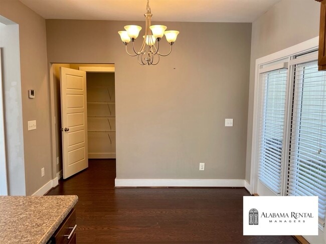 Photo - Townhome for rent in Chelsea!  Available to View Now!!!