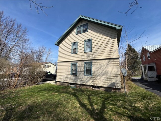 Photo - 295-97 N Midler Ave