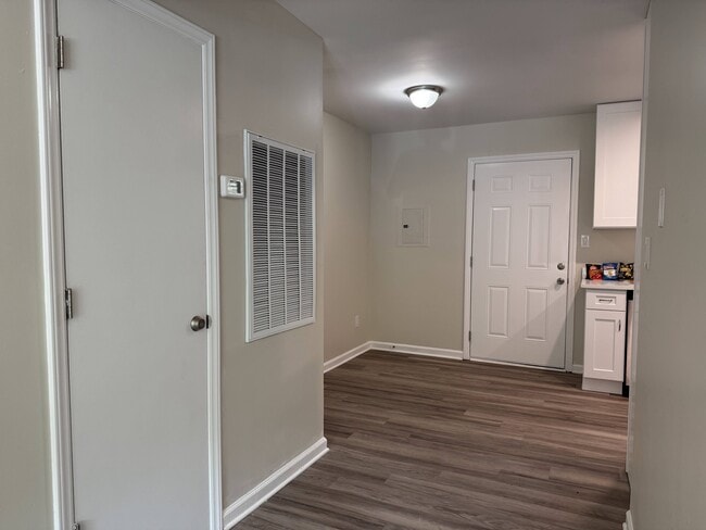 Photo - Gastonia Groves Apartments