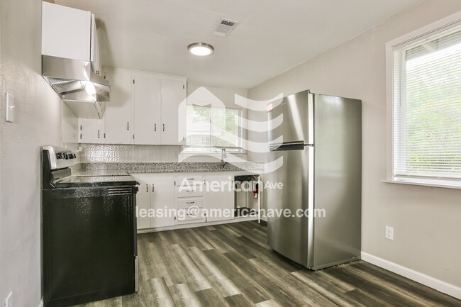 Photo - 1615 Madden Rd