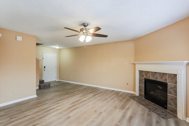 Photo - 1709 Feather Reed Ln