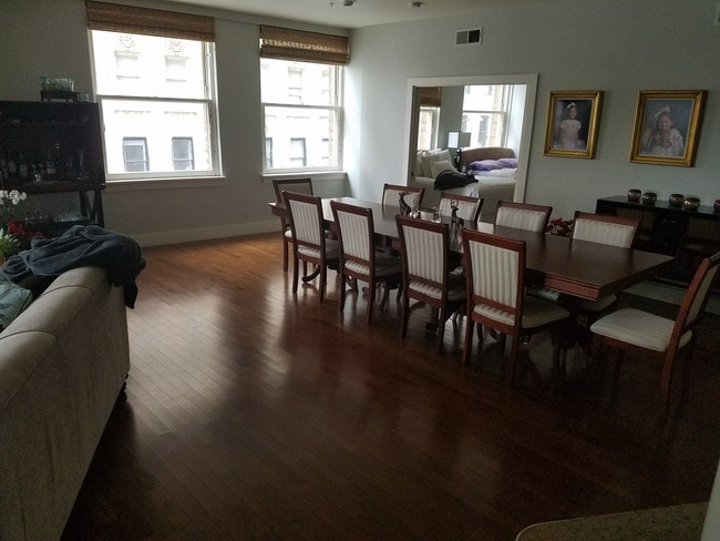 Great room facing second bedroom and dining - 411 W 7th St Unit 411 W. 7th St #306