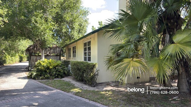 Photo - 6235 4th St Unidad B