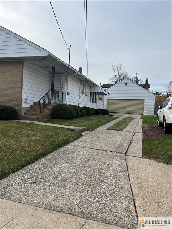 Photo - 102 Prentice Ave