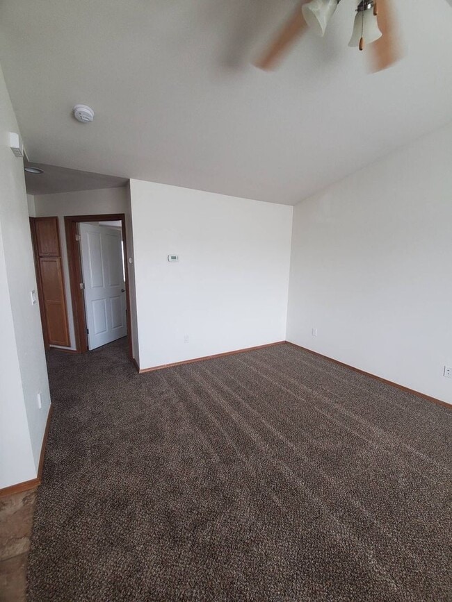 Photo - 7524 McDougal Ave NE Unidad 7524 D Mcdougal Ave