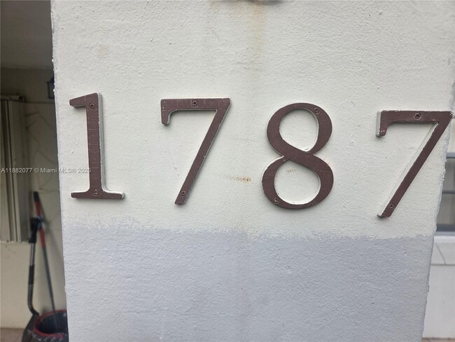 Photo - 1787 NE 173rd St