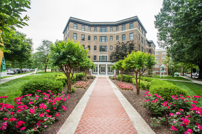 Building Photo - Tilden Hall Rental