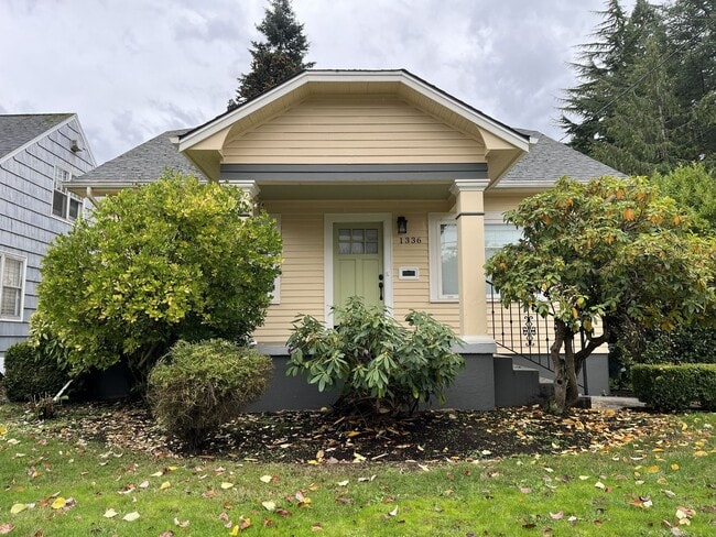 Photo - Charming 4-Bedroom Portland Home with Spac...