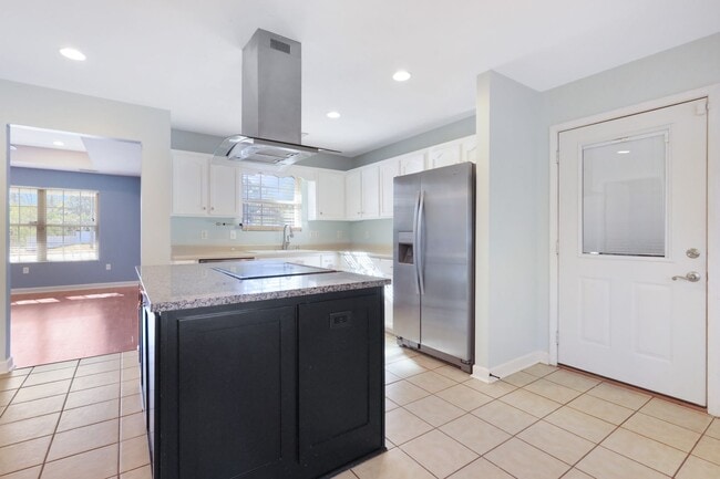 Photo - 712 S 6th St