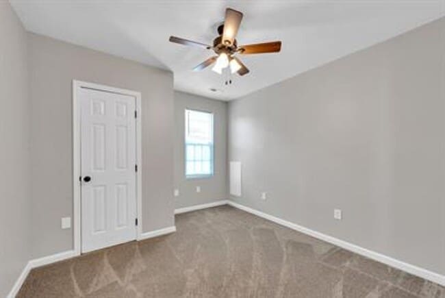 Photo - 1009 Elkin St