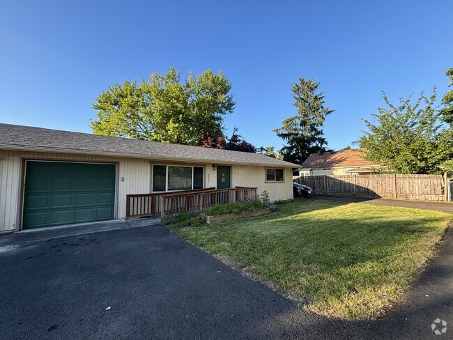Building Photo - 9493 SE 55th Ave Rental
