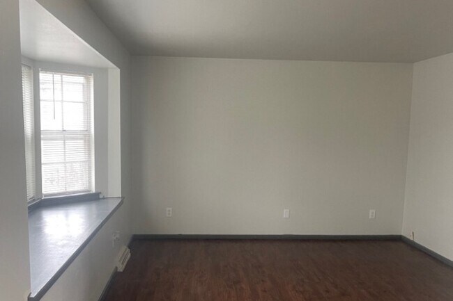 Photo - Juniper Court Apartments