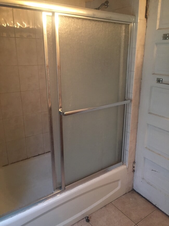 Photo - 904 Ackerman Ave Unit 3rd floor