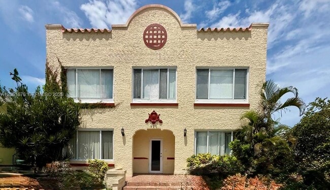 Building Photo - 920 SW 9th Ct Unit 1