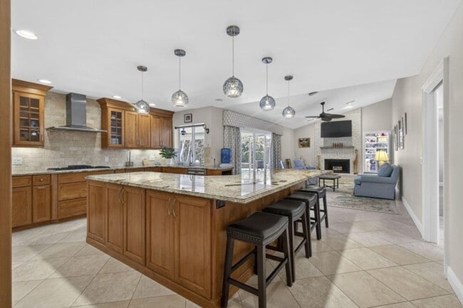 Photo - 19570 Trails End Terrace