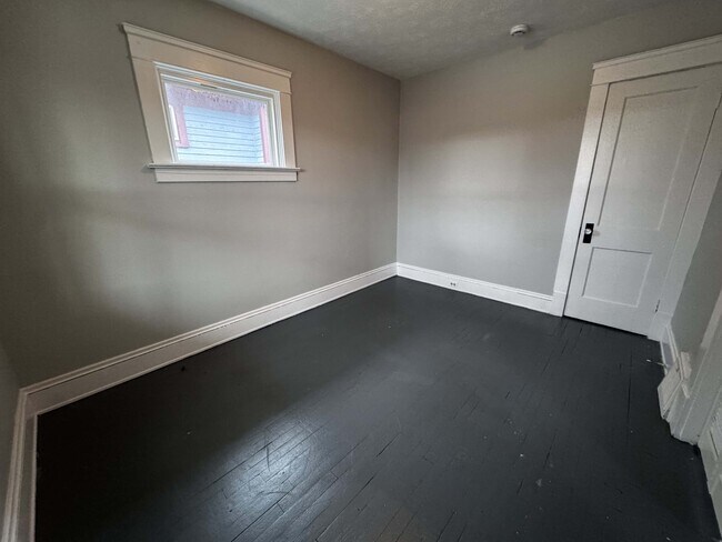 Photo - 10008 Mt Auburn Ave Unit UP