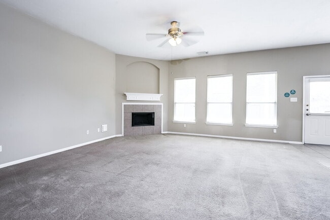 Photo - 3951 Eastland Lake Dr