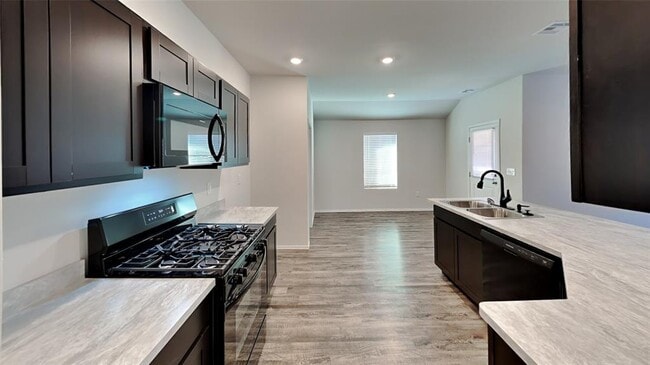 Photo - 6141 Bradford Pear Ln