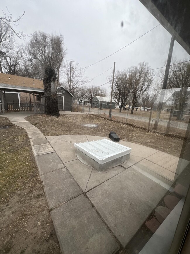 Photo - 820 N Custer St