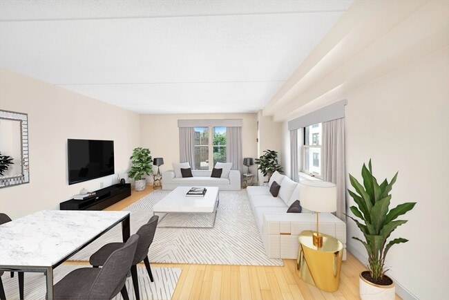 Photo - 108 Peterborough St Unit 4-G