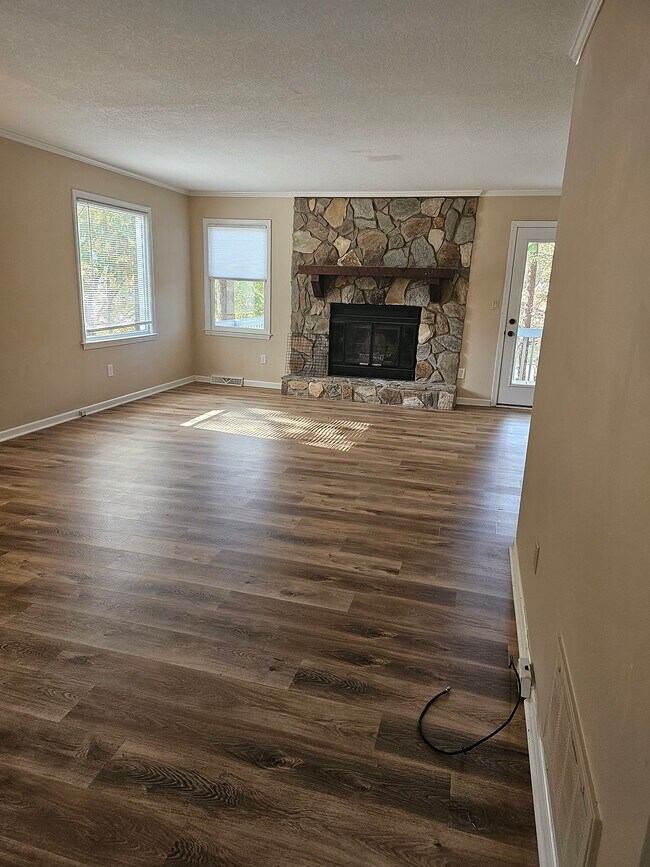 Photo - 708 Stallings Rd