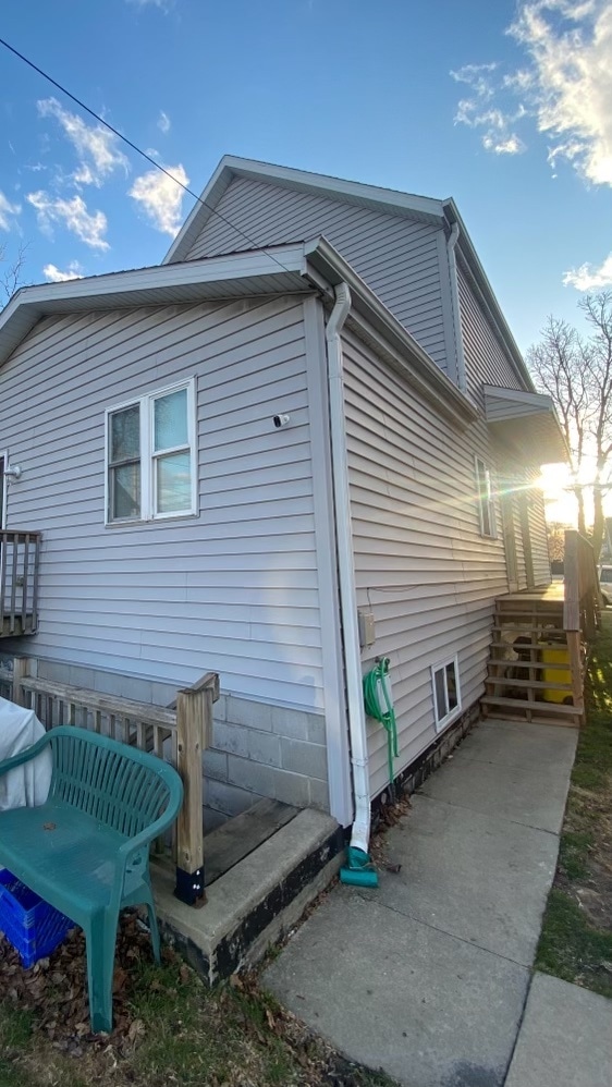 Photo - 304 S 76th St