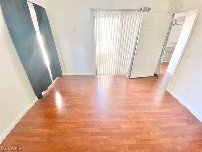 Photo - 2251 Wigwam Pkwy Unidad 925