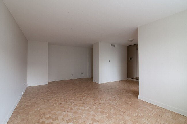 Photo - 3555 Chem. de la Côte-des-Neiges Unit 2316