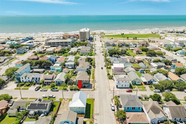 Photo - 3228 Avenue R
