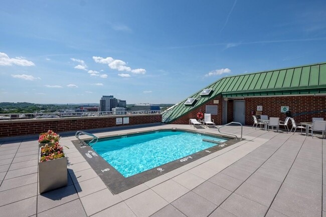 Photo - 12 Everett St