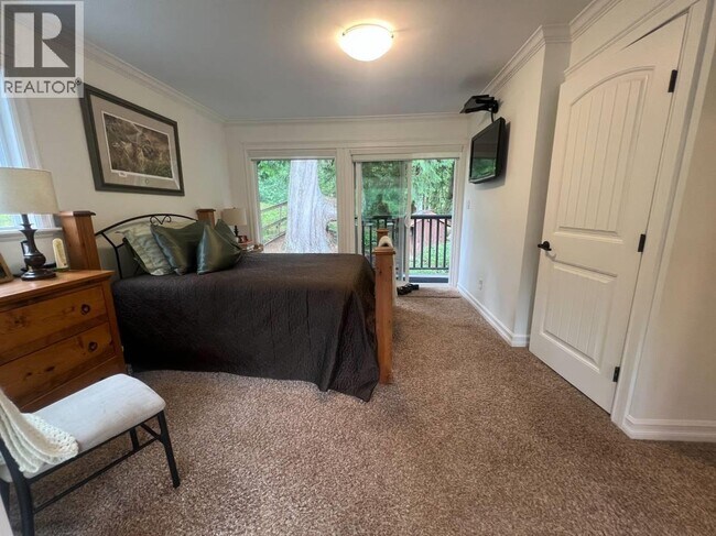 Photo - 26450 Ferguson Ave