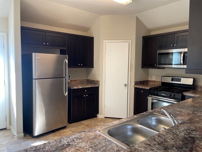 Photo - 625 26th Ave N