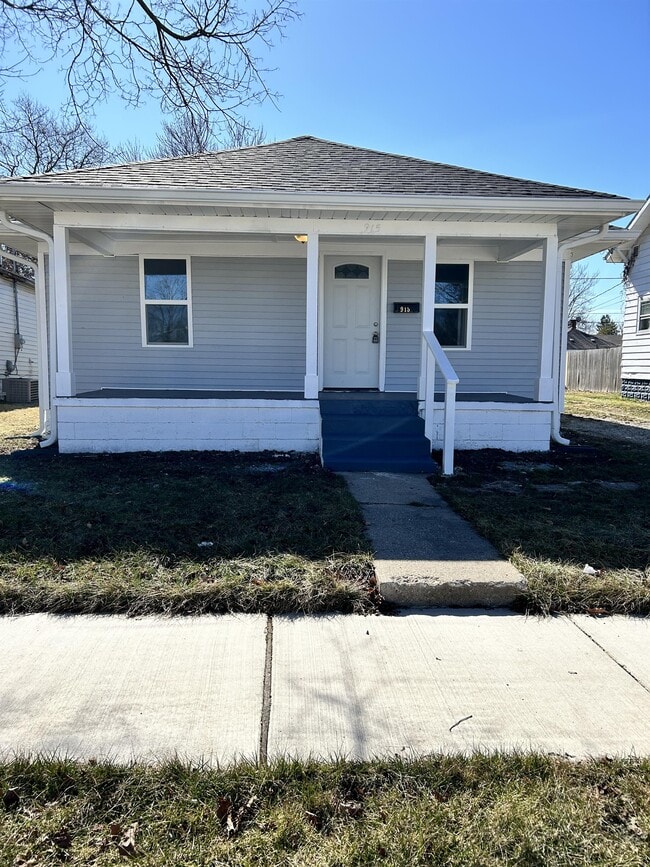 Building Photo - 915 E North St Rental
