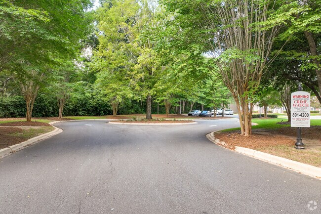 3400 Old Bainbridge Rd - Entrance Photo - Camillia Gardens