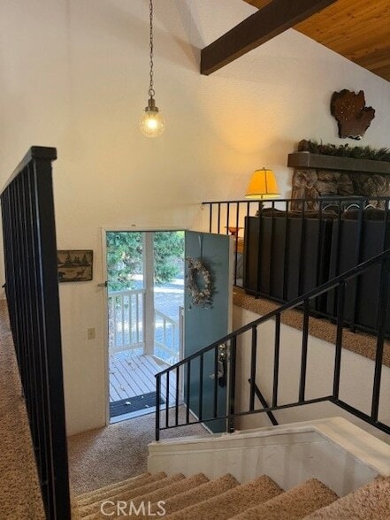 Photo - 301 Canyon Crest Ln