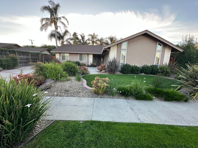 Photo - Single Story 3 Bedroom, 3 Full Bath / Best...