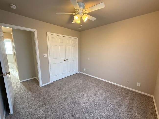 Photo - 3 bedroom Two Story Duplex!