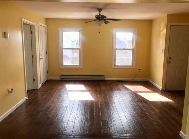 Photo - 113 Washington St Unit 2nd floor