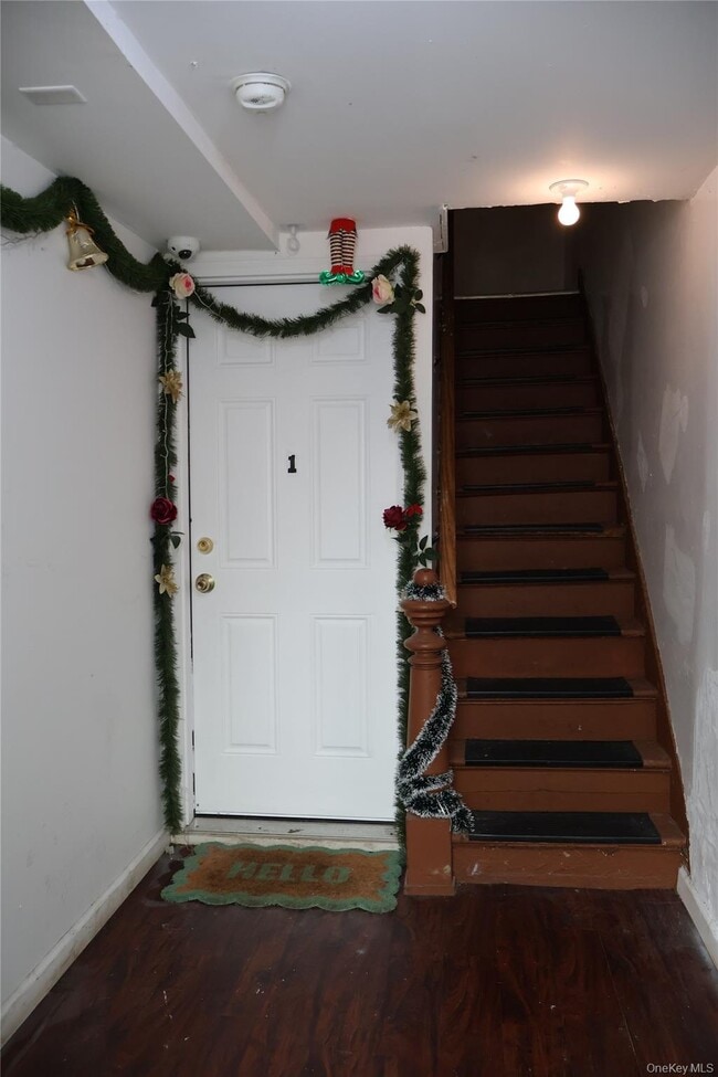 Photo - 163 Chambers St Unit 1