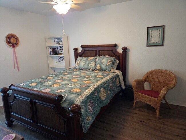 Photo - 1048 Pridgen St