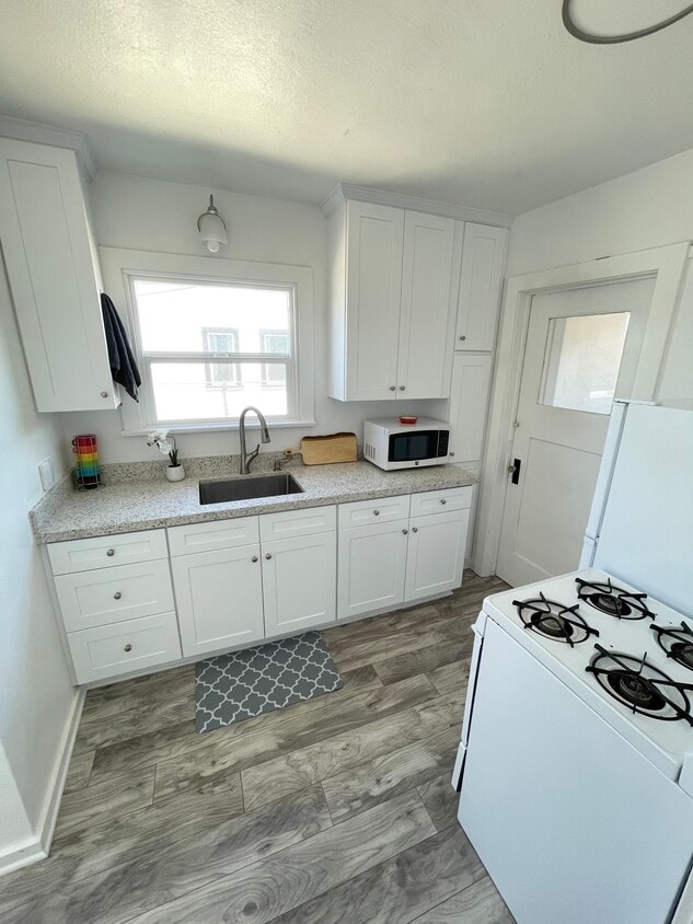 Photo - 3036 Lemon St (Riverside, CA)