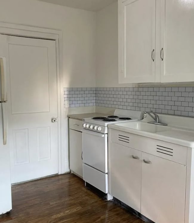 Photo - 19 Mead St Unit #2