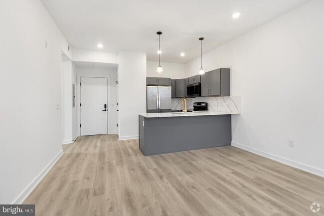 Building Photo - 2046 E Lehigh Ave Unit 3D Rental