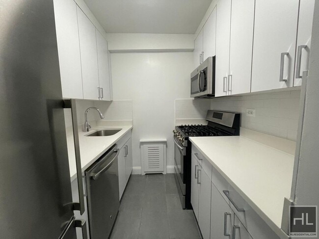 Photo - EAST 56 STREET Unit 6L