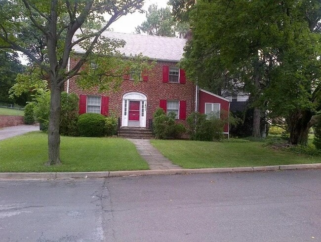 Building Photo - 1801 Grace Church Rd